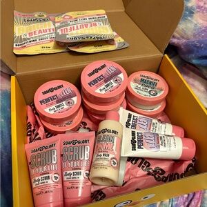 Soap & Glory - BRAND NEW 17 Travel Sized Products!